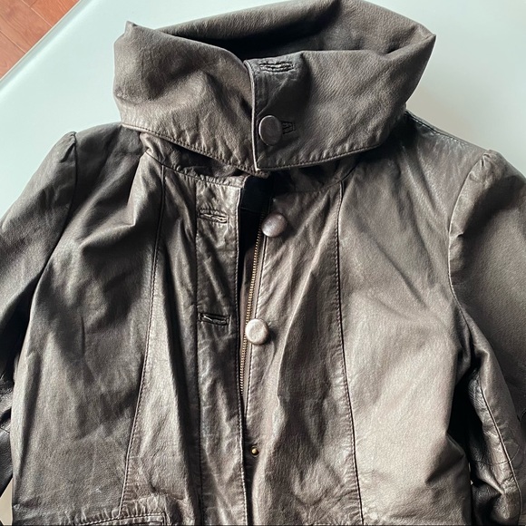 Brown Leather jacket - Picture 2 of 9